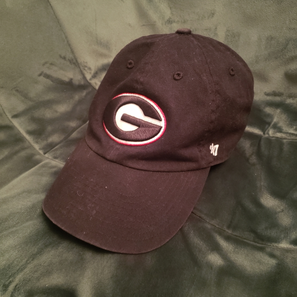 GUC UGA 47 Brand Hat Dawgs